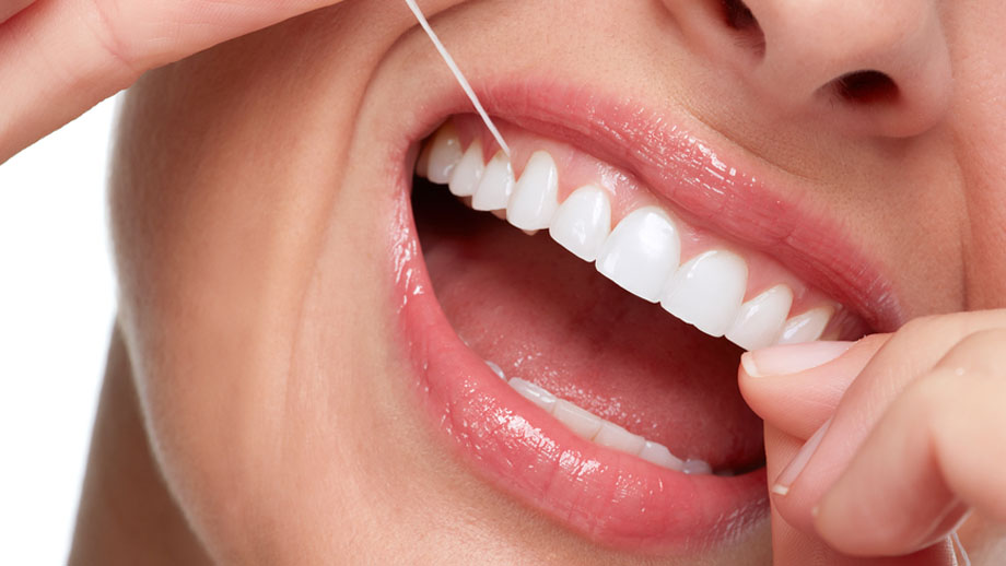 ekspedition Privilegium Rindende Tips From a Dentist About Flossing